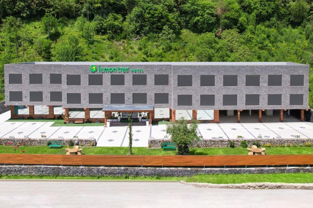 Lemon Tree Hotel Manali