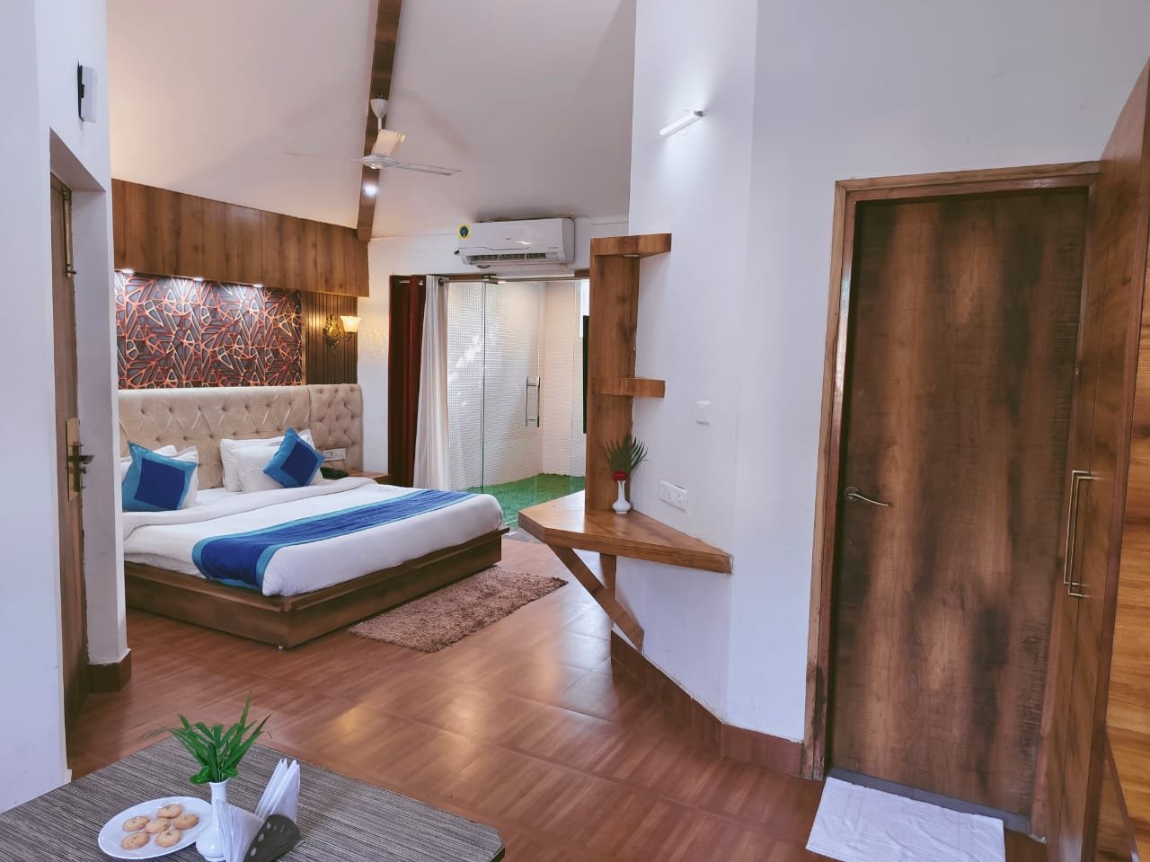 Onyx Hotel Corbett