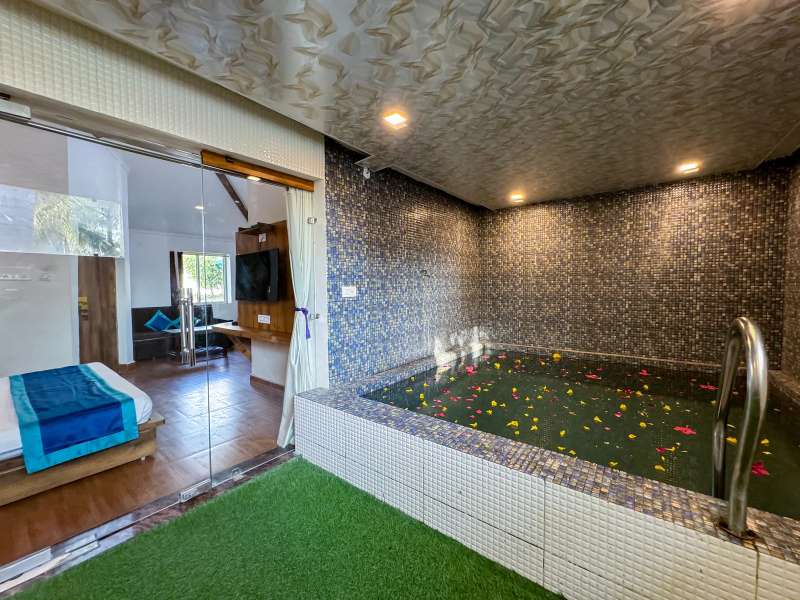 Onyx Hotel Corbett