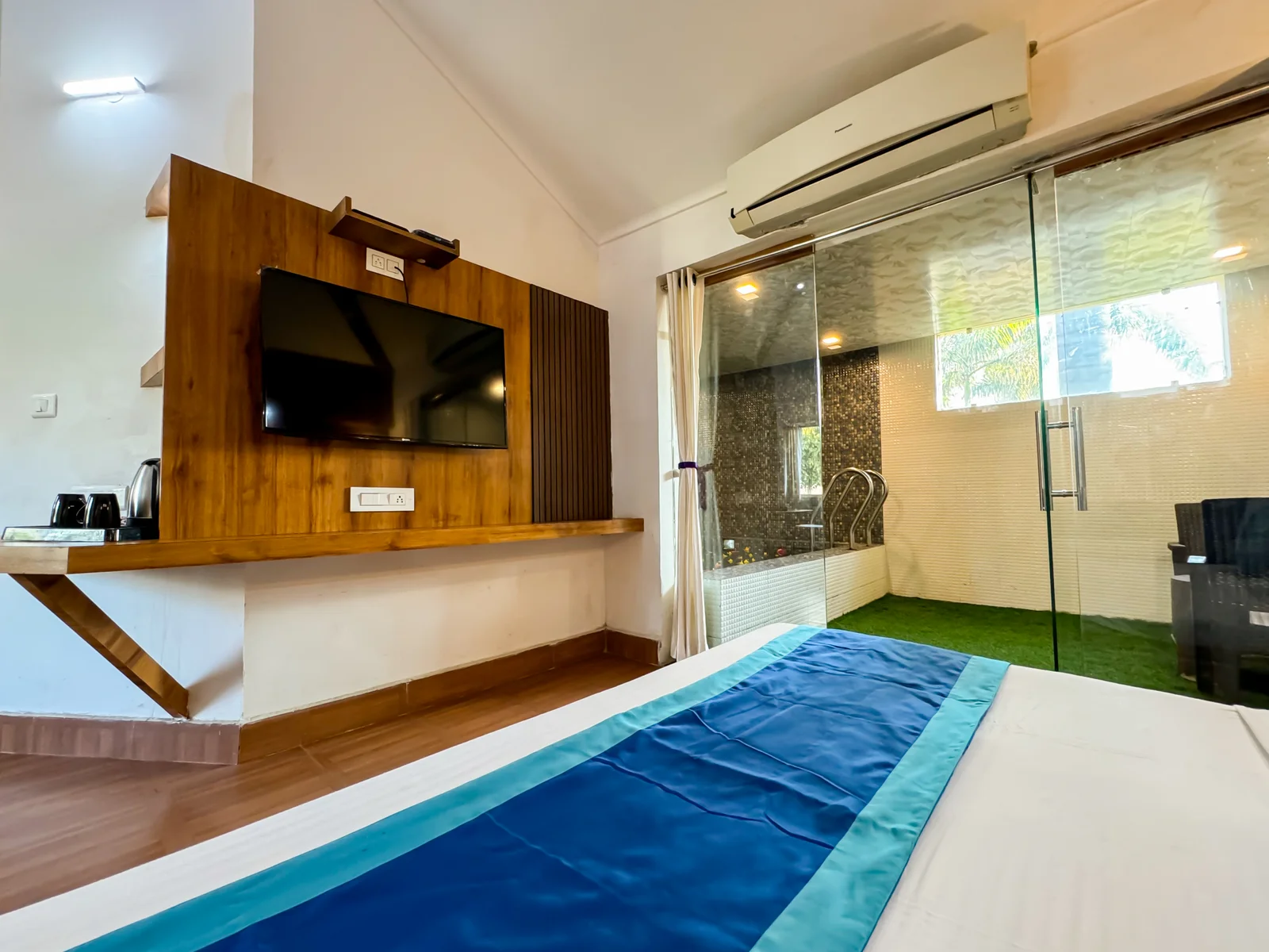 Onyx Hotel Corbett