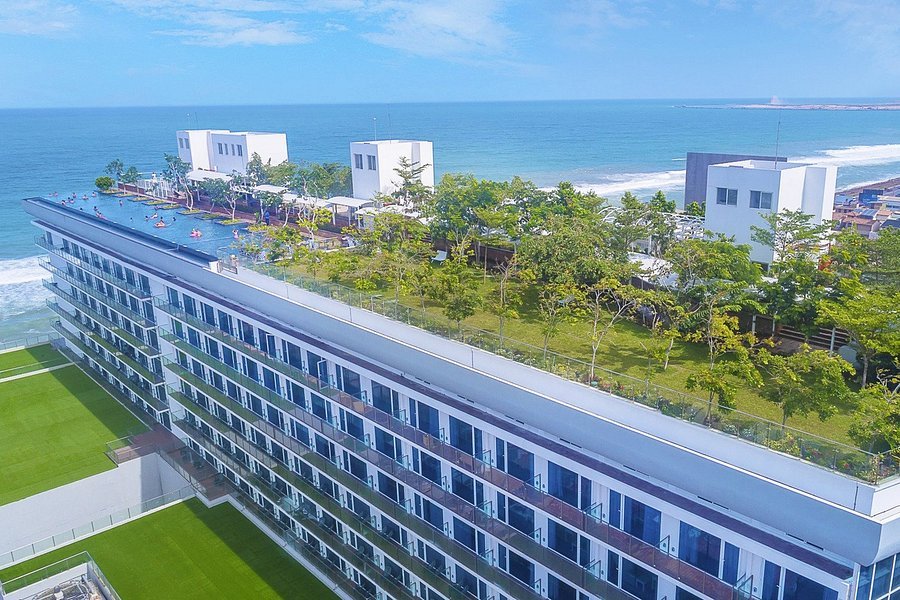 Marina Beach Resort Colombo